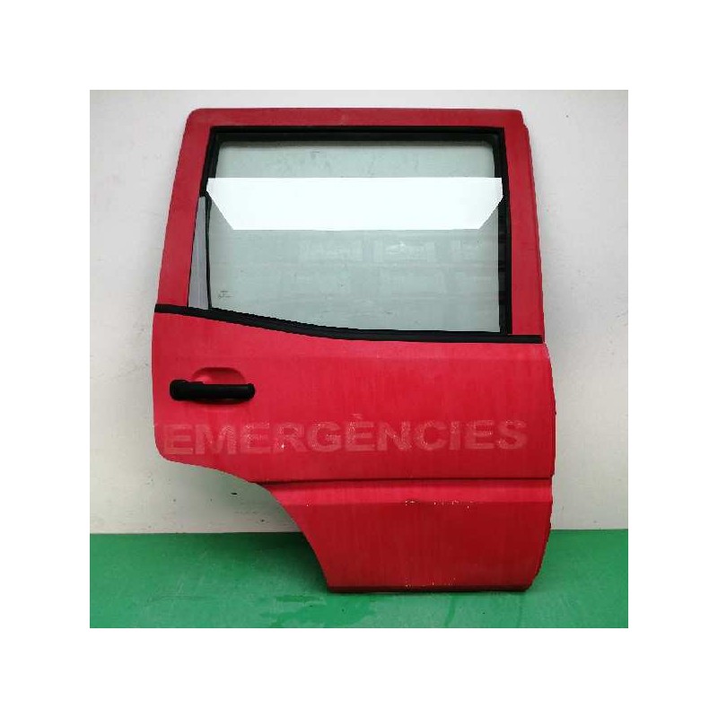 Recambio de puerta trasera derecha para nissan terrano/terrano.ii (r20) 2.7 turbodiesel referencia OEM IAM   