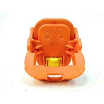 CAJA RELES / FUSIBLES E437586000 