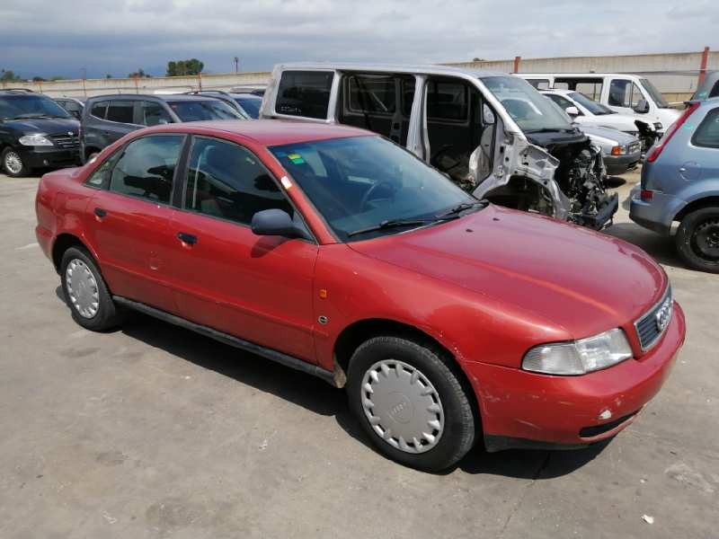AUDI A4 BERLINA (B5)