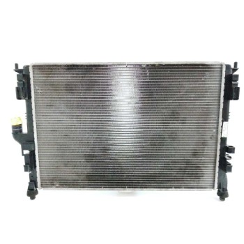 Recambio de radiador agua para dacia sandero 1.4 cat referencia OEM IAM 8200735039  