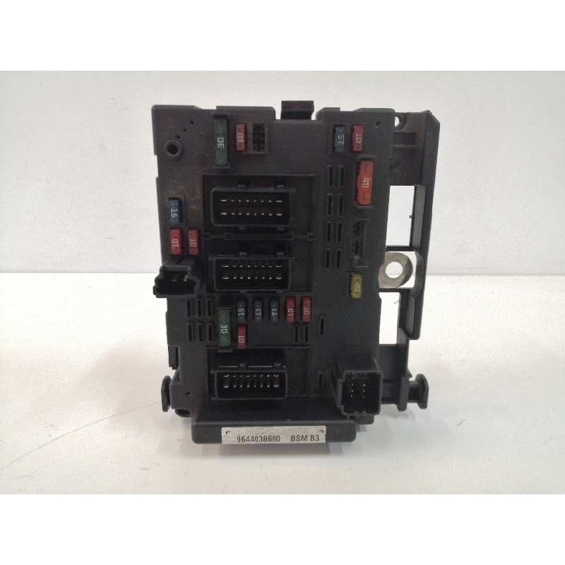 Recambio de caja reles / fusibles para peugeot 206 cc cc referencia OEM IAM 9644038680  