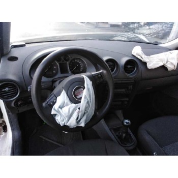 seat ibiza (6l1) del año 2008