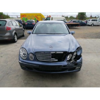 mercedes-benz clase e (w211) berlina del año 2002