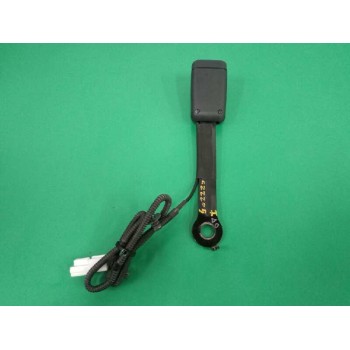 Recambio de enganche cinturon izquierdo para hyundai ix20 gls comfort referencia OEM IAM  DELANTERO 