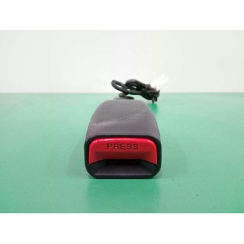 Recambio de enganche cinturon izquierdo para hyundai ix20 gls comfort referencia OEM IAM  DELANTERO 