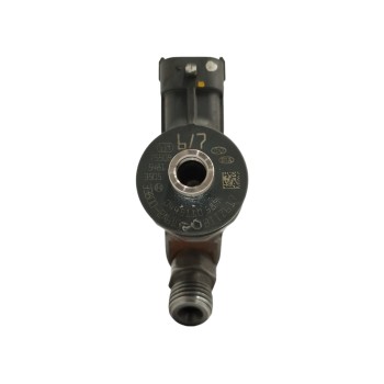 Recambio de inyector para hyundai i30 fastback tecno referencia OEM IAM 338002A610 0445110589 