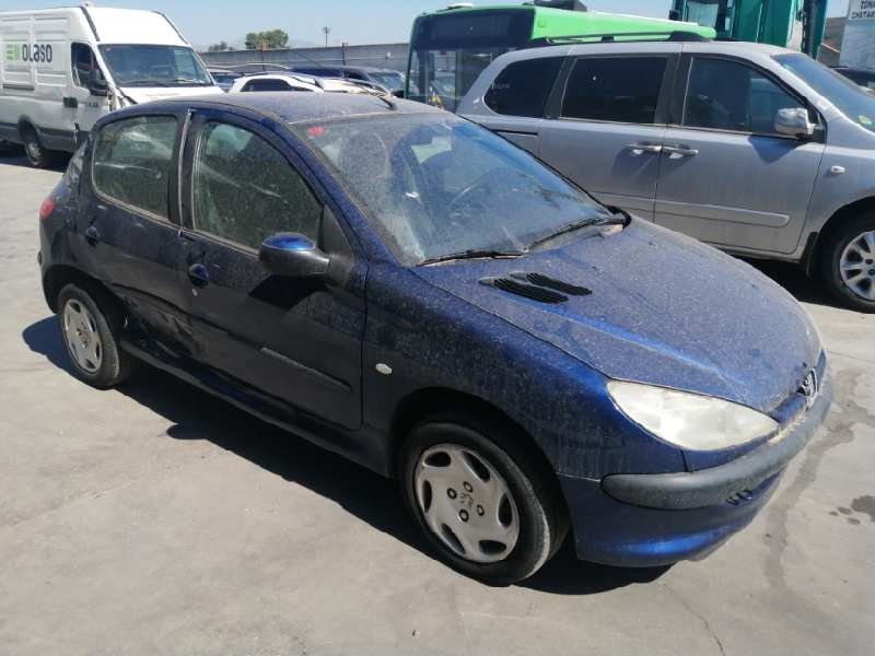 PEUGEOT 206 BERLINA