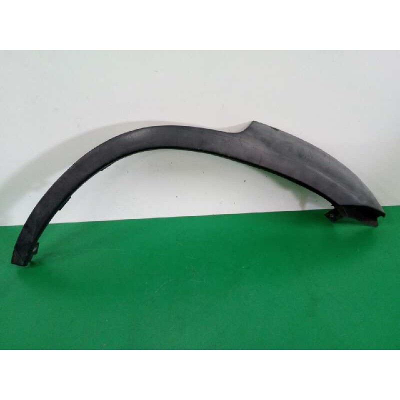 Recambio de aletin trasero izquierdo para nissan terrano/terrano.ii (r20) s (5-ptas.) referencia OEM IAM 938277F600  
