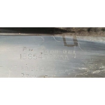 Recambio de faldon lateral para dodge nitro 2.8 crd referencia OEM IAM 1BS54TRMAA LADO DERECHO 