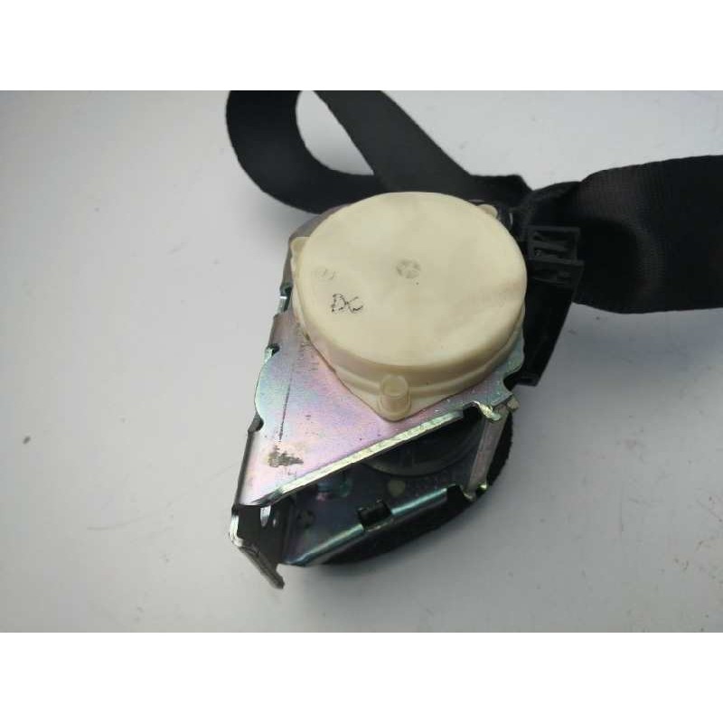 CINTURON SEGURIDAD TRASERO DERECHO 33031802