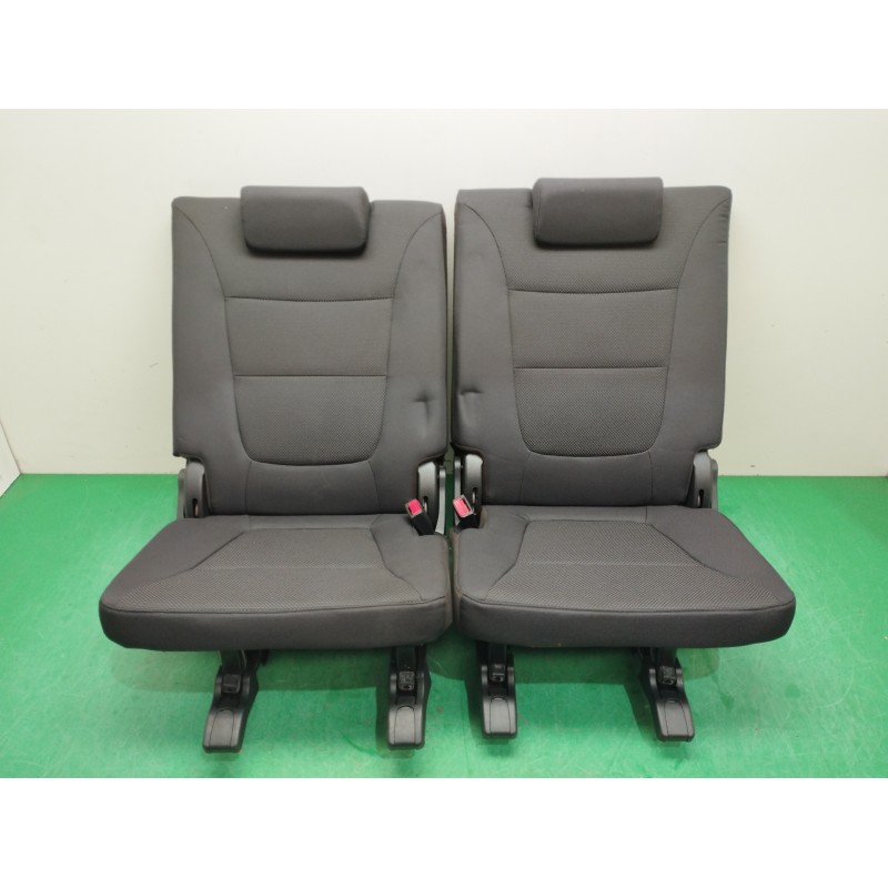 Recambio de asientos tercera fila para kia sorento ii (xm) 2.0 crdi referencia OEM IAM   