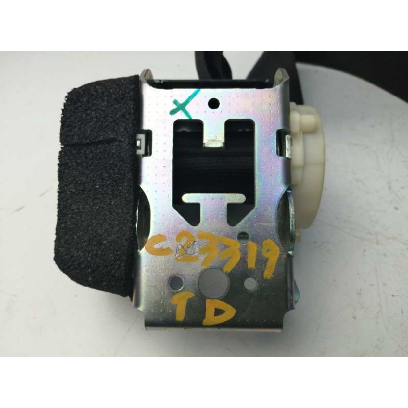 CINTURON SEGURIDAD TRASERO DERECHO 33031802