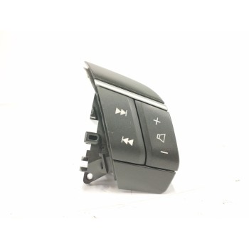 Recambio de mando volante para volvo s60 berlina 2.4 diesel cat referencia OEM IAM 30710707 LADO DERECHO 
