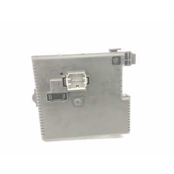 Recambio de caja reles / fusibles para volvo s60 berlina 2.4 diesel cat referencia OEM IAM 30786646  