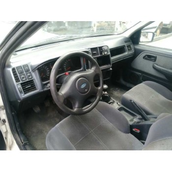 ford sierra berlina del año 1992