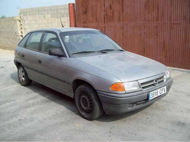 OPEL ASTRA F BERLINA