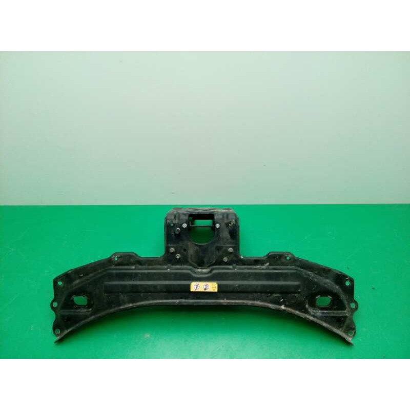 Recambio de travesaño superior para mercedes-benz clase r (w251) 3.0 cdi cat referencia OEM IAM A2516200486  