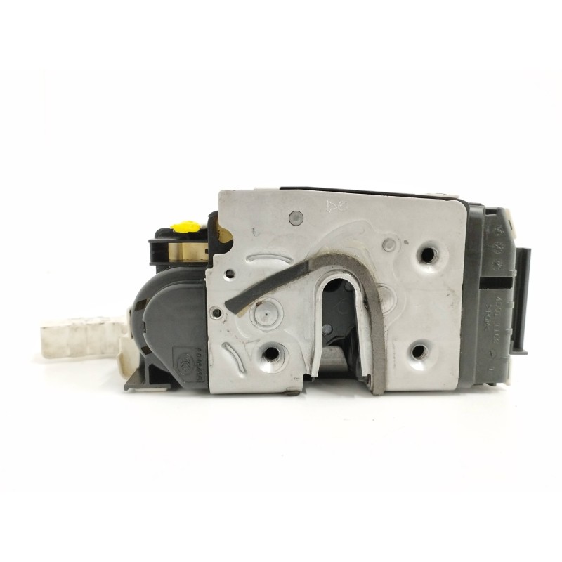 Recambio de cerradura puerta delantera izquierda para mercedes-benz clase c (w204) berlina 2.2 cdi cat referencia OEM IAM A20472