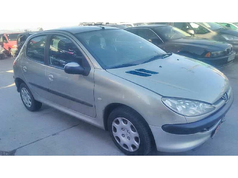 PEUGEOT 206 BERLINA