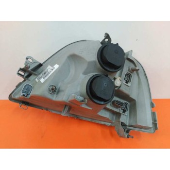 Recambio de faro derecho para nissan interstar mod. 04 (x70) combi l 1h1 6 - plazas, 2.8 t referencia OEM IAM 8200163518E  