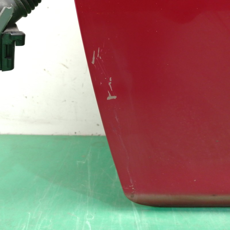 PUERTA DELANTERA IZQUIERDA