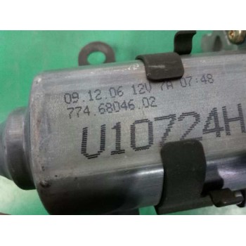 Recambio de motor cierre centralizado trasero izquierdo para chrysler voyager (rg) 2.8 crd grand voyager limited referencia OEM 