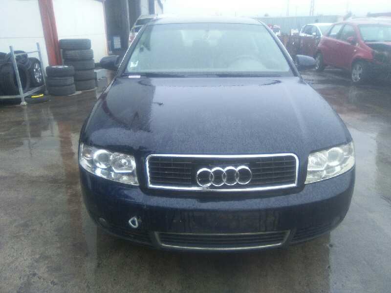 AUDI A4 BERLINA (8E)