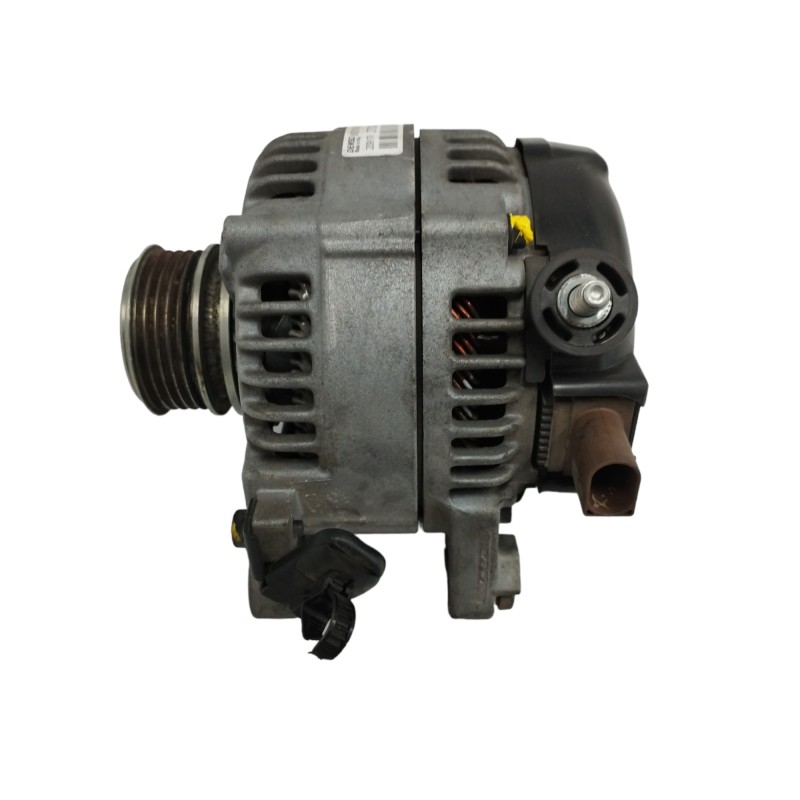 Recambio de alternador para hyundai i30 fastback tecno referencia OEM IAM 373002A700 130A MS1042118840