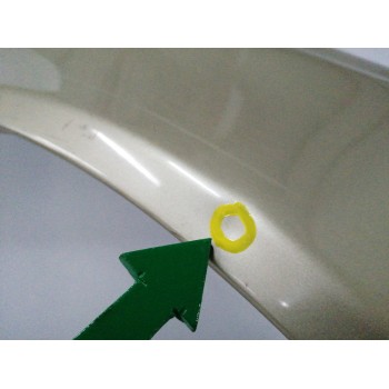 Recambio de aleta delantera derecha para volvo s40 berlina 1.6 cat referencia OEM IAM  OBSERVAR FOTOS 