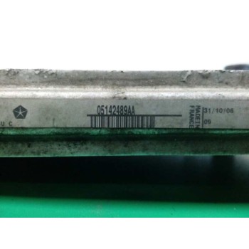 Recambio de intercooler para chrysler voyager (rg) 2.8 crd grand voyager limited referencia OEM IAM 05142489AA  