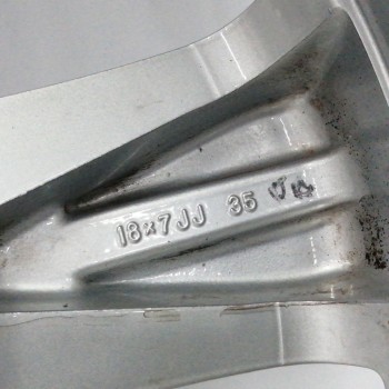 Recambio de llanta para lexus rx 300(mcu35) 3.0 v6 cat referencia OEM IAM 4261148381 18X7JJ ET35 5H 5X115