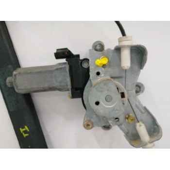 Recambio de elevalunas trasero izquierdo para ssangyong rodius xdi referencia OEM IAM 7333021000  