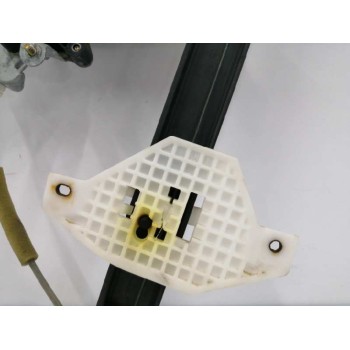 Recambio de elevalunas trasero izquierdo para ssangyong rodius xdi referencia OEM IAM 7333021000  