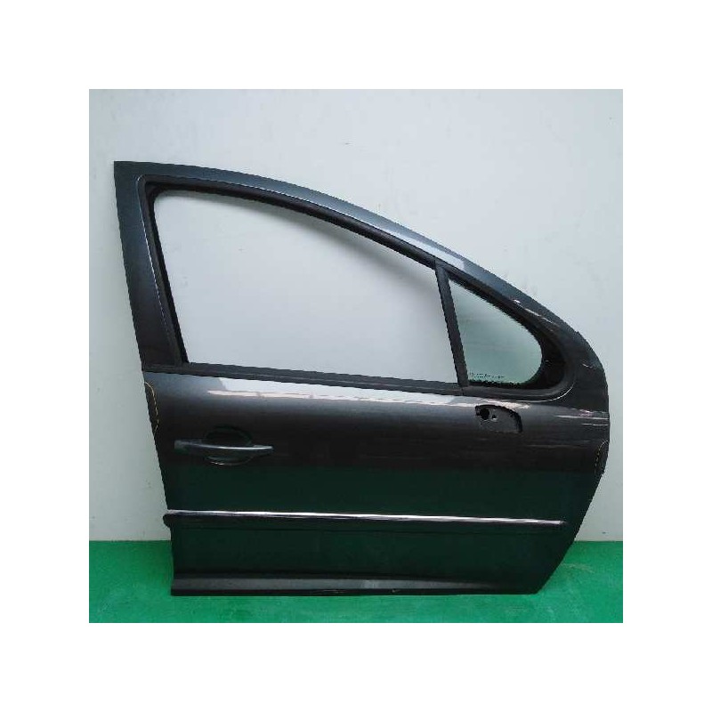 Recambio de puerta delantera derecha para peugeot 207 1.6 hdi referencia OEM IAM 9004X8  
