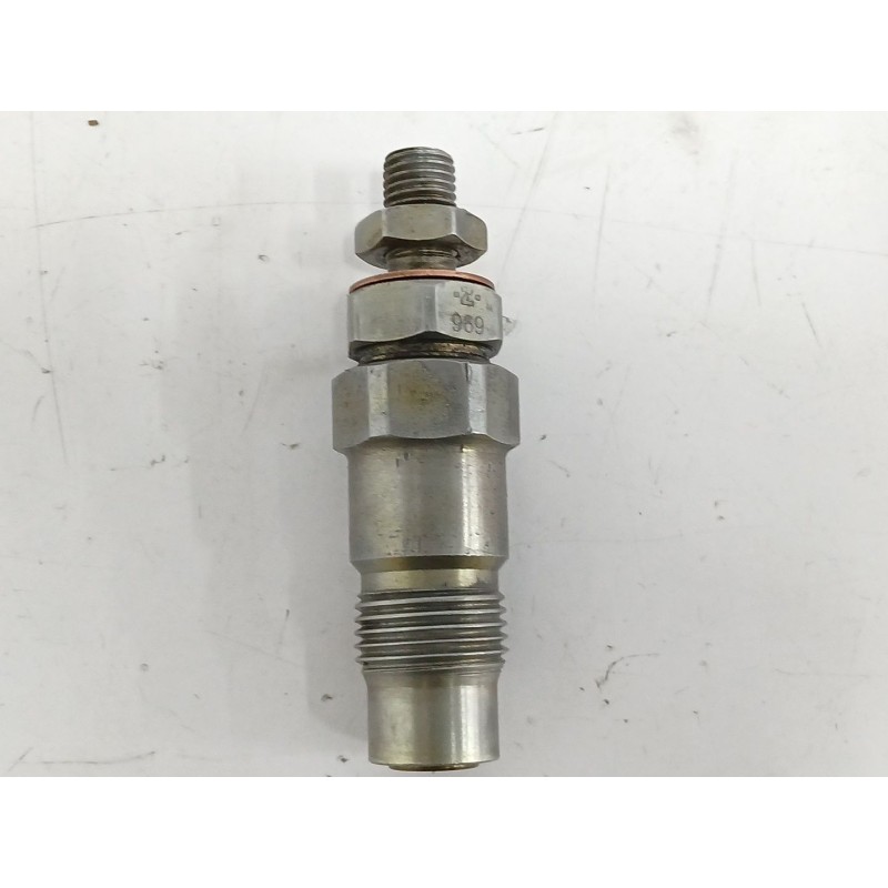 Recambio de inyector para nissan almera i hatchback (n15) 2.0 d referencia OEM IAM 166001C300  A1361