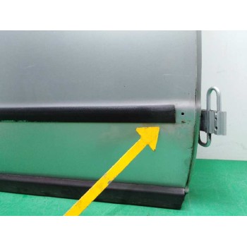 Recambio de puerta trasera derecha para volkswagen passat berlina (3b3) 1.9 tdi referencia OEM IAM 3B5833052AB  CARIBE