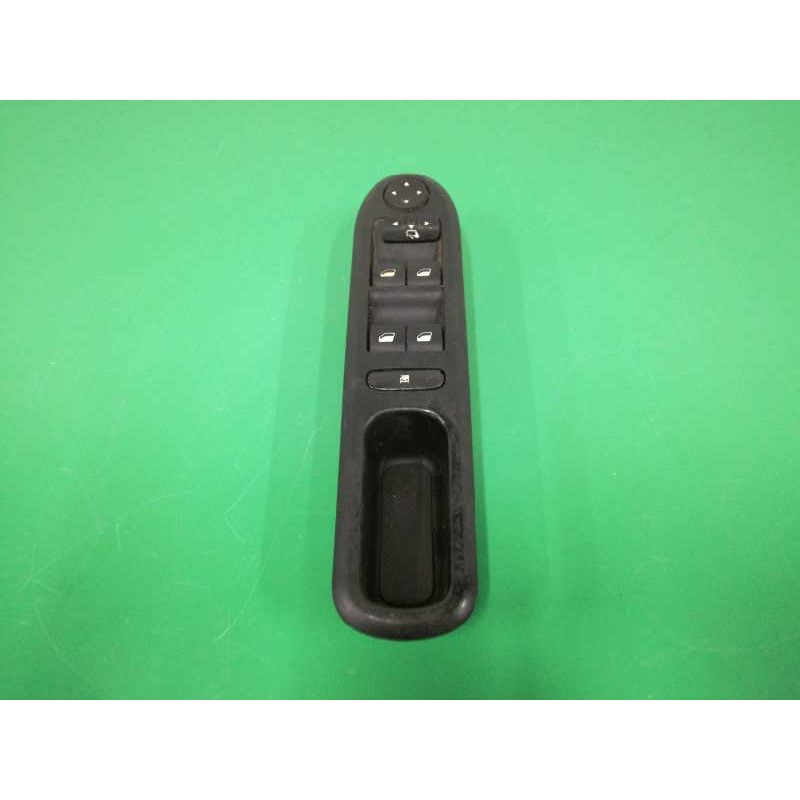 Recambio de mando elevalunas delantero izquierdo para peugeot 407 sw st confort pack referencia OEM IAM 96468704XT  