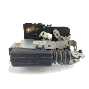Recambio de cerradura puerta trasera derecha para dacia sandero 1.4 cat referencia OEM IAM 8200735246  