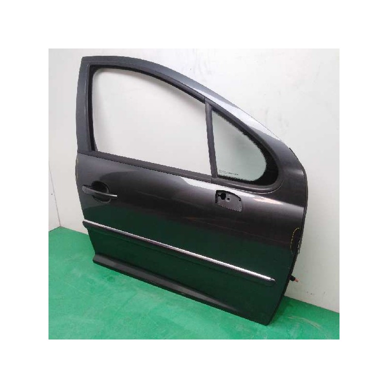 PUERTA DELANTERA DERECHA