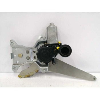 Recambio de elevalunas trasero derecho para toyota corolla verso (e12) 1.8 linea sol referencia OEM IAM TIJERA 8572013040 