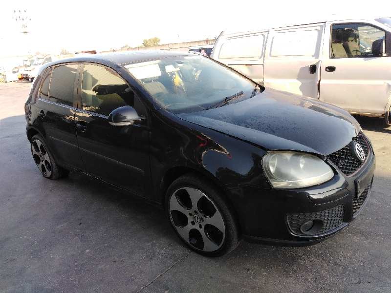 VOLKSWAGEN GOLF V BERLINA (1K1)