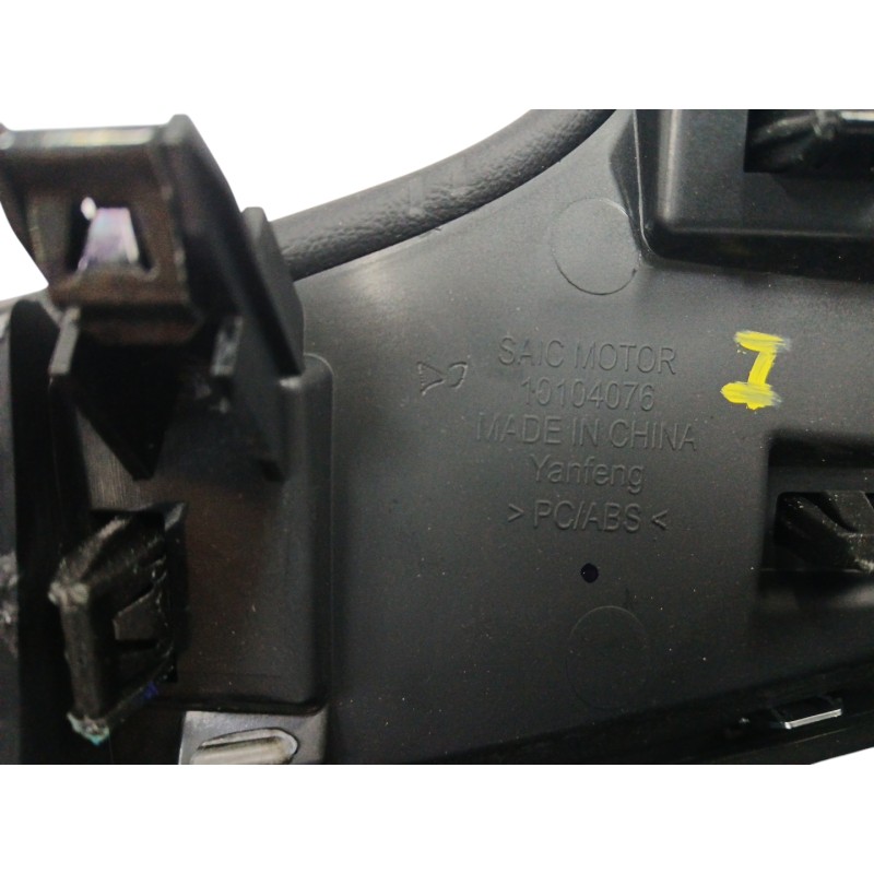 MOLDURA DEL SALPICADERO 10104076