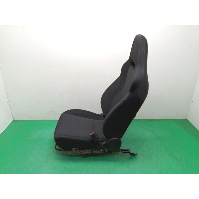 ASIENTO DELANTERO DERECHO