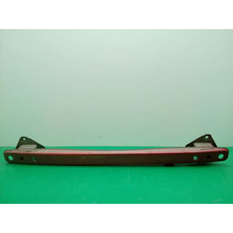 Recambio de refuerzo paragolpes trasero para toyota aygo 1.0 cat referencia OEM IAM 521710H020  