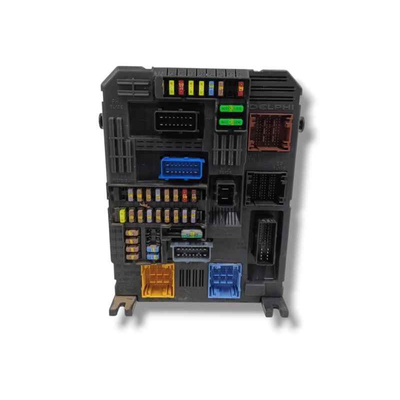 Recambio de caja reles / fusibles para citroën jumpy iii autobús (v_) 1.5 bluehdi 100 referencia OEM IAM 9822745880  