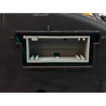 Recambio de cuadro instrumentos para renault megane ii classic berlina 1.9 dci diesel referencia OEM IAM 8200364015  