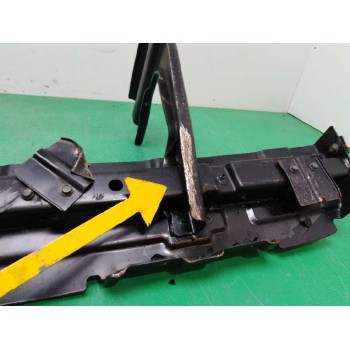Recambio de refuerzo paragolpes trasero para hyundai h350 kasten 2.5 crdi cat referencia OEM IAM 8665059000CA ESCALON METALICO 