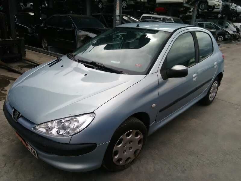 PEUGEOT 206 BERLINA