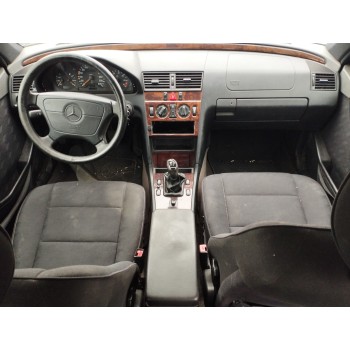 mercedes-benz clase c (w202) berlina del año 1996