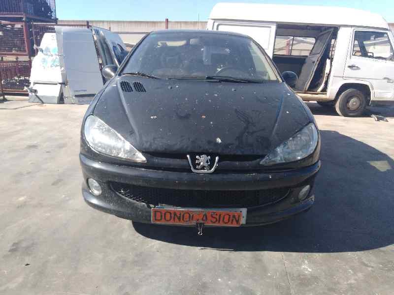 PEUGEOT 206 BERLINA